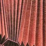 Gros plan sur le décor Gitanes du papier peint waterproof Wall&Deco