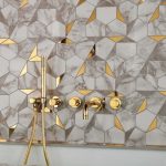 Tendance carrelage avec insert or : Atlas Concorde