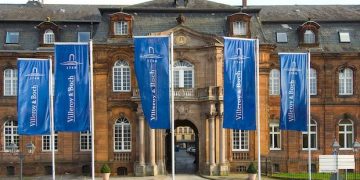 Façade de l'usine Villeroy & boch, à Mettlach, en Allemagne