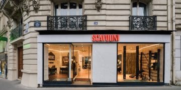 façade du magasin de salle de bains de Scavolini à Paris