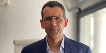 portrait de Saïd Mahmoudi directeur commercial Dubourgel Bemis