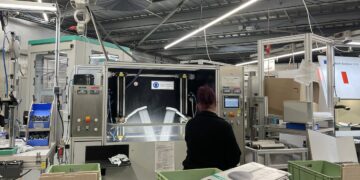 Test douchette à main à l'usine Hansgrohe de Wasselonne