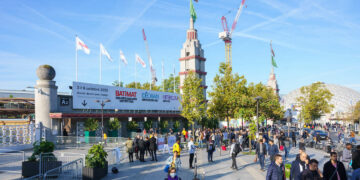 Entrée du Mondial du Bâtiment, Porte de Versailles