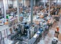 Intérieur de l'usine Discac à Izon, en Gironde.