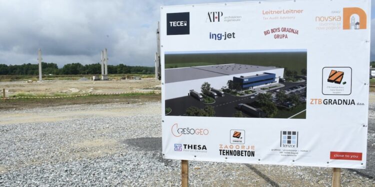 Emplacement future usine Tece à Novska, en Croatie