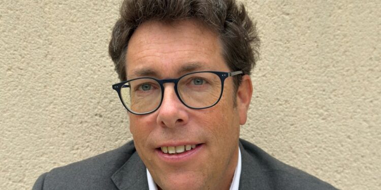 Portrait d'Emmanuel Turlin, directeur des ventes de Inda France