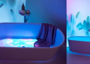 La baignoire Val Luminen de Laufen et ses lumières projetées